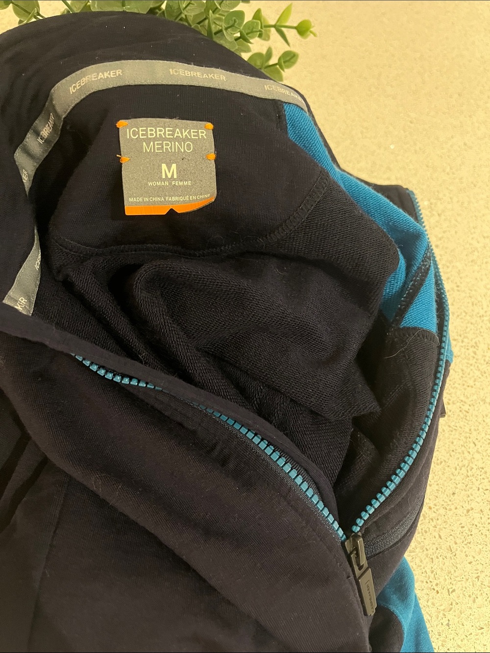 Icebreaker Sz Med Carve Mid-Layer Full-Zip Merino Wool Size Medium - Picture 11 of 13